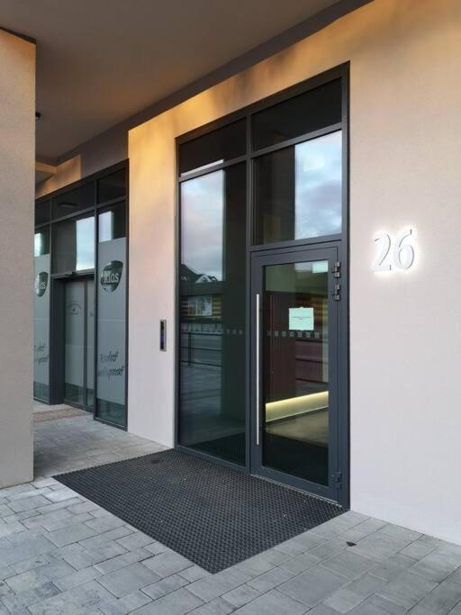 M&M1 Studio Apartment Near Center With Free Parking - Ac Кошице Екстер'єр фото