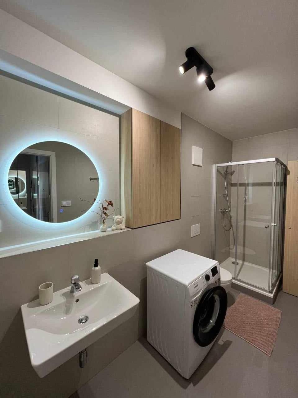 M&M1 Studio Apartment Near Center With Free Parking - Ac Кошице Екстер'єр фото